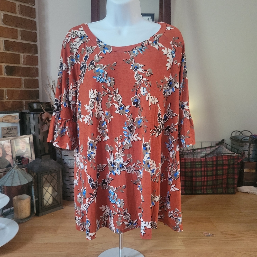 NWOT Honeyme Boutique Top